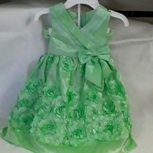 A bonnie baby dress.